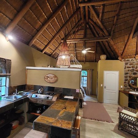 Mobola Lodge Mamono ภายนอก รูปภาพ