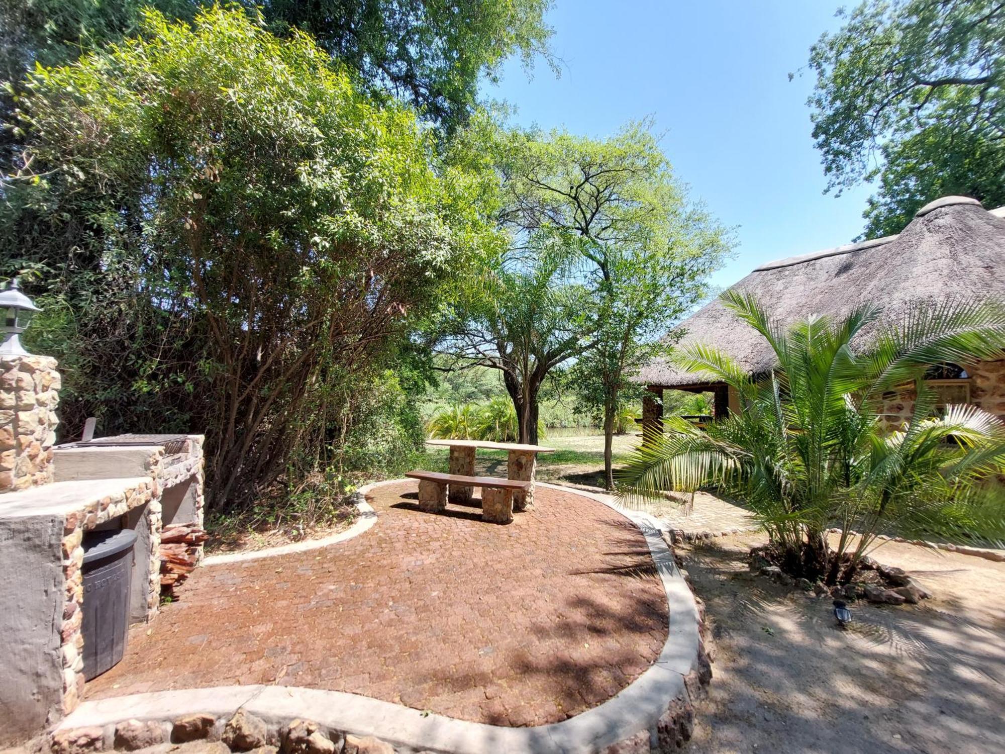 Mobola Lodge Mamono ภายนอก รูปภาพ