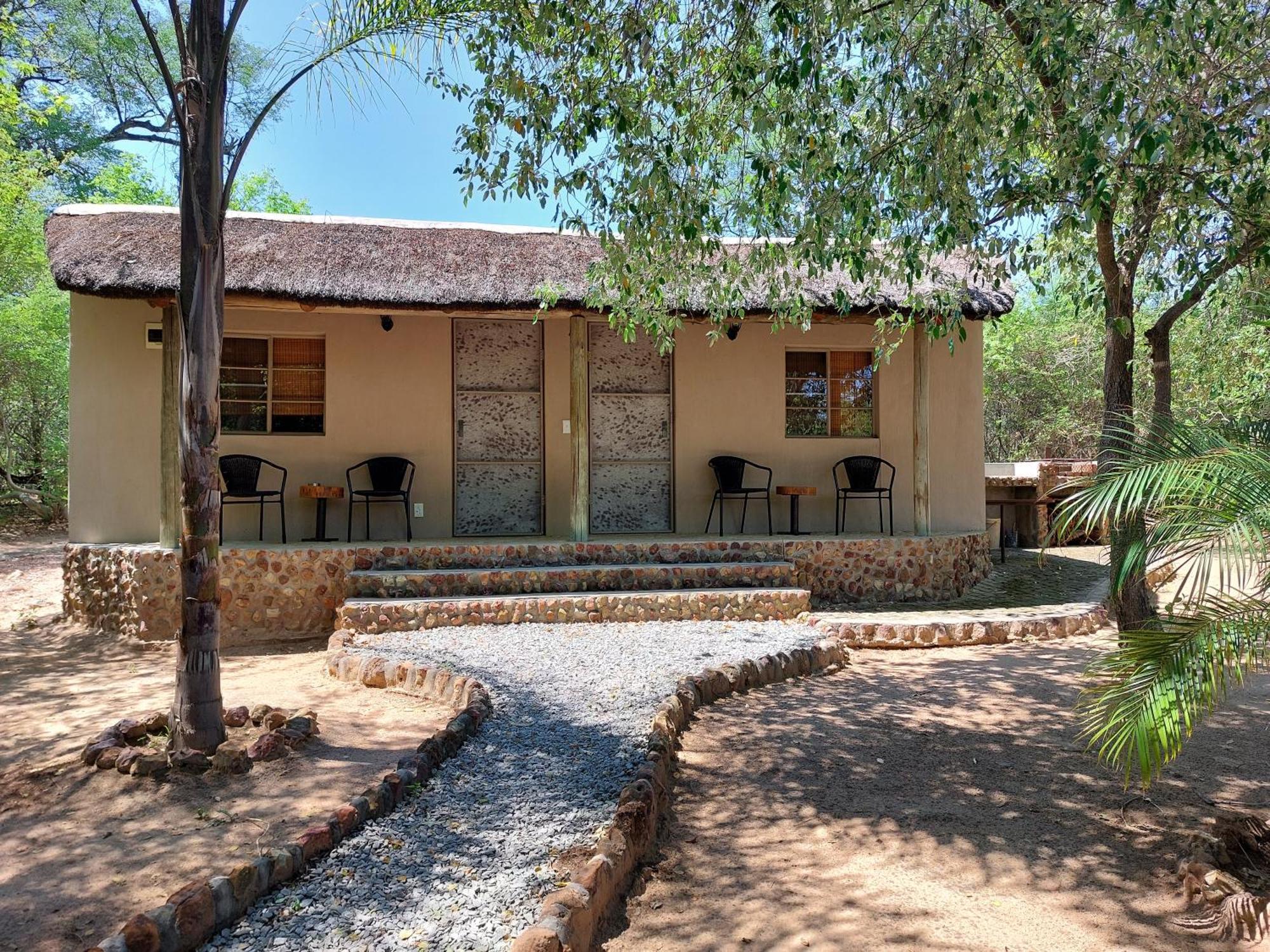 Mobola Lodge Mamono ภายนอก รูปภาพ