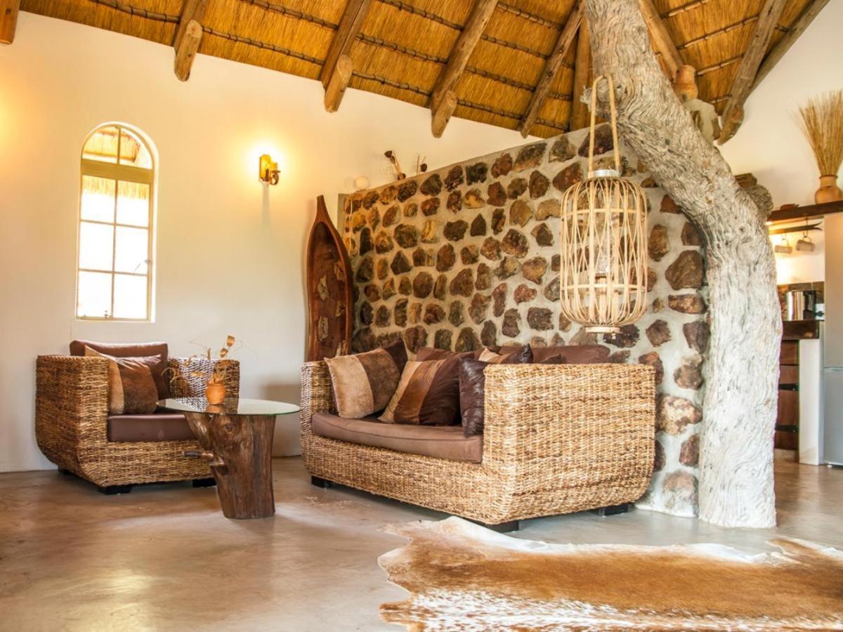 Mobola Lodge Mamono ภายนอก รูปภาพ